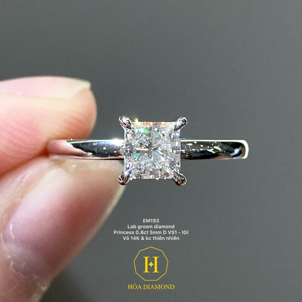EM193 - Nhẫn cầu hôn, princess cut, 0.8 carat - Lucy Jewelry