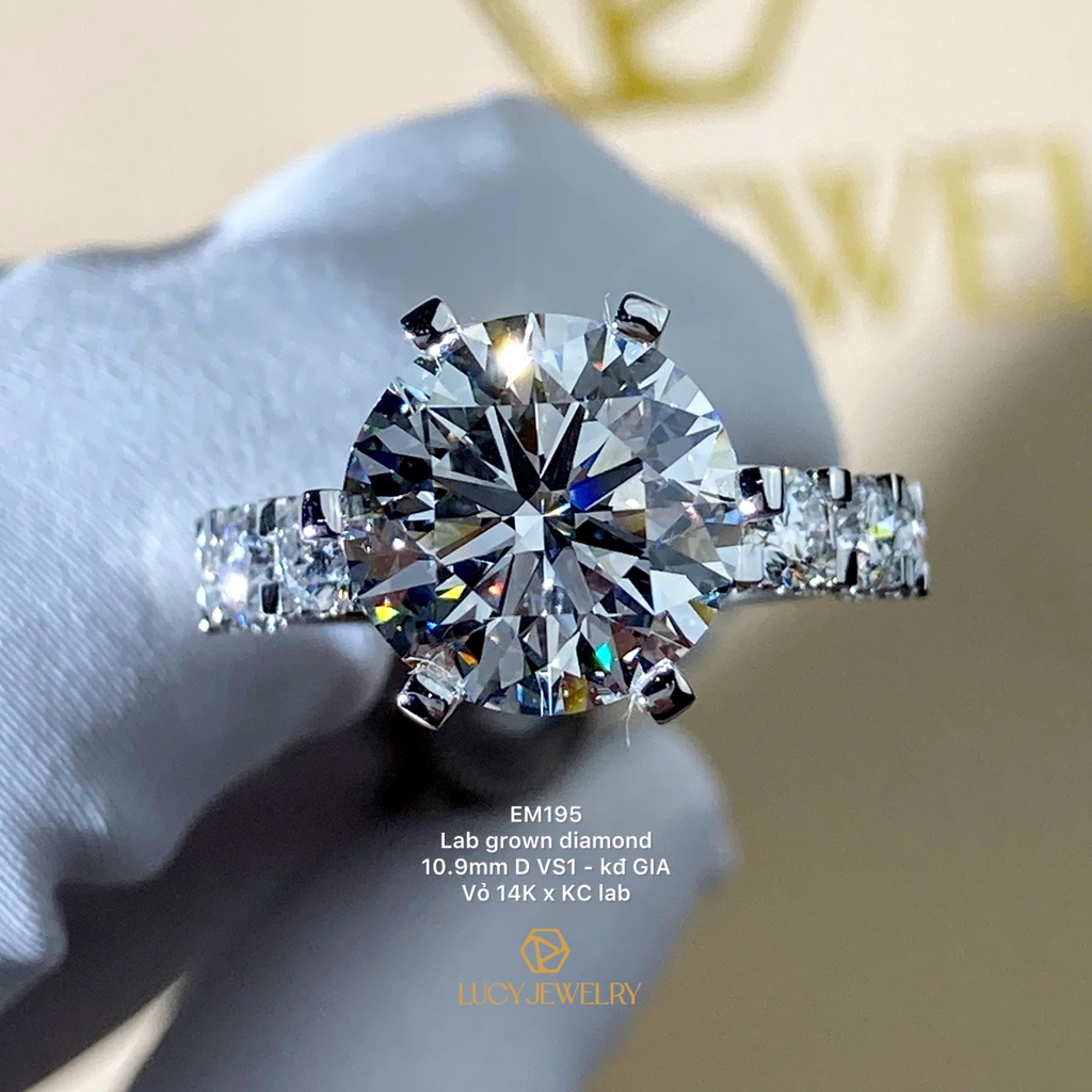 EM195 - Nhẫn cầu hôn,  round cut, 11mm - Lucy Jewelry