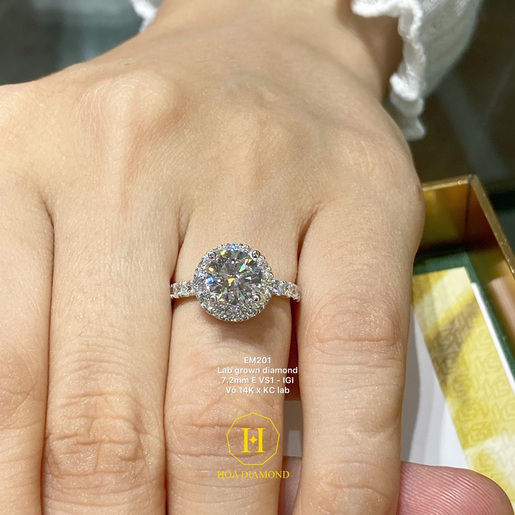 EM201 - Nhẫn cầu hôn, round cut, 7.2mm - Lucy Jewelry