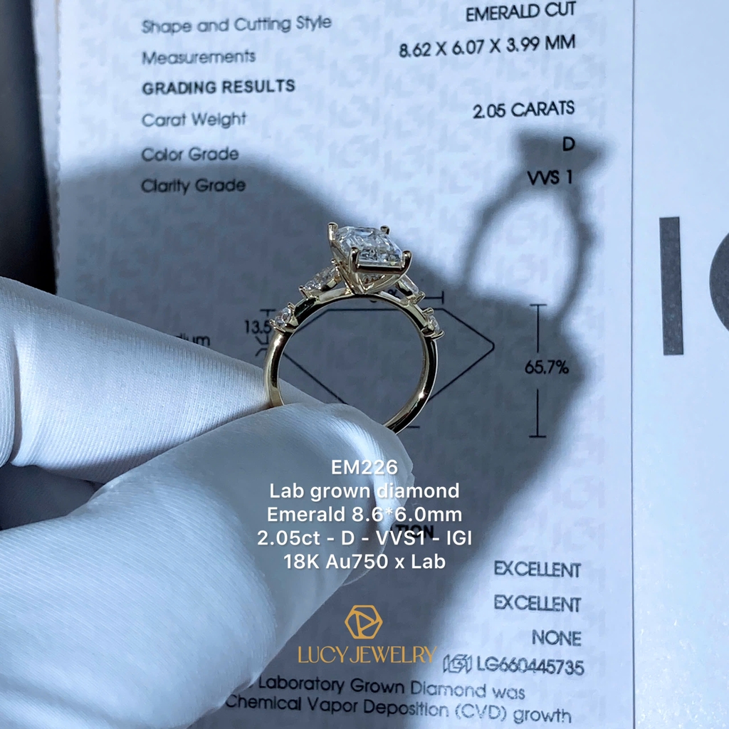 EM226 - Nhẫn cầu hôn, emerald cut, 2.0 carat - Lucy Jewelry