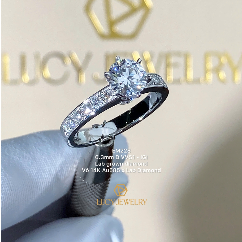 EM228 - Nhẫn cầu hôn, round cut, 6.3mm - Lucy Jewelry