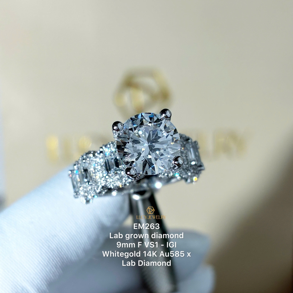 EM263 - Nhẫn cầu hôn, round cut, 9.0mm - Lucy Jewelry