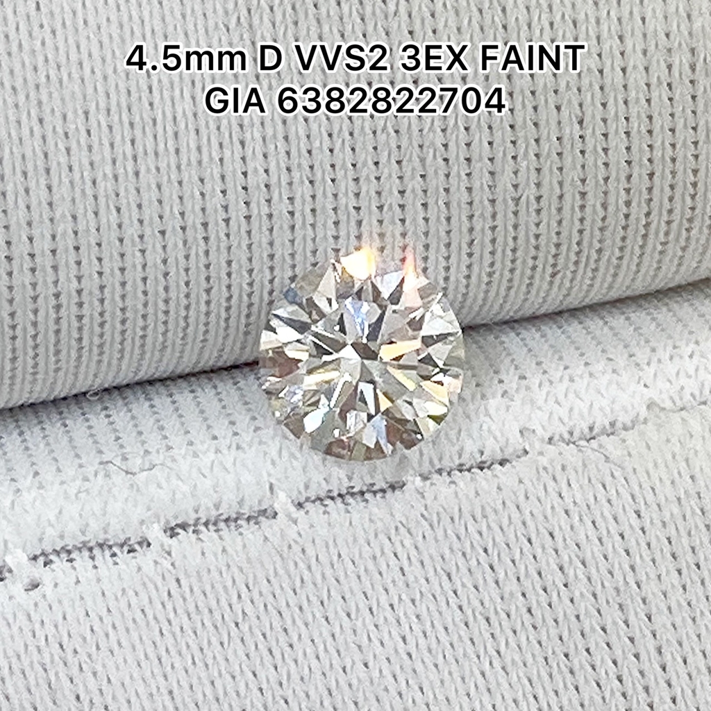 [HẾT HÀNG] Kim cương thiên nhiên 4.5mm D VVS2 3EX FAINT - 0.35carat kiểm đinh quốc tế GIA 6382822704 - LUCYJEWELRY