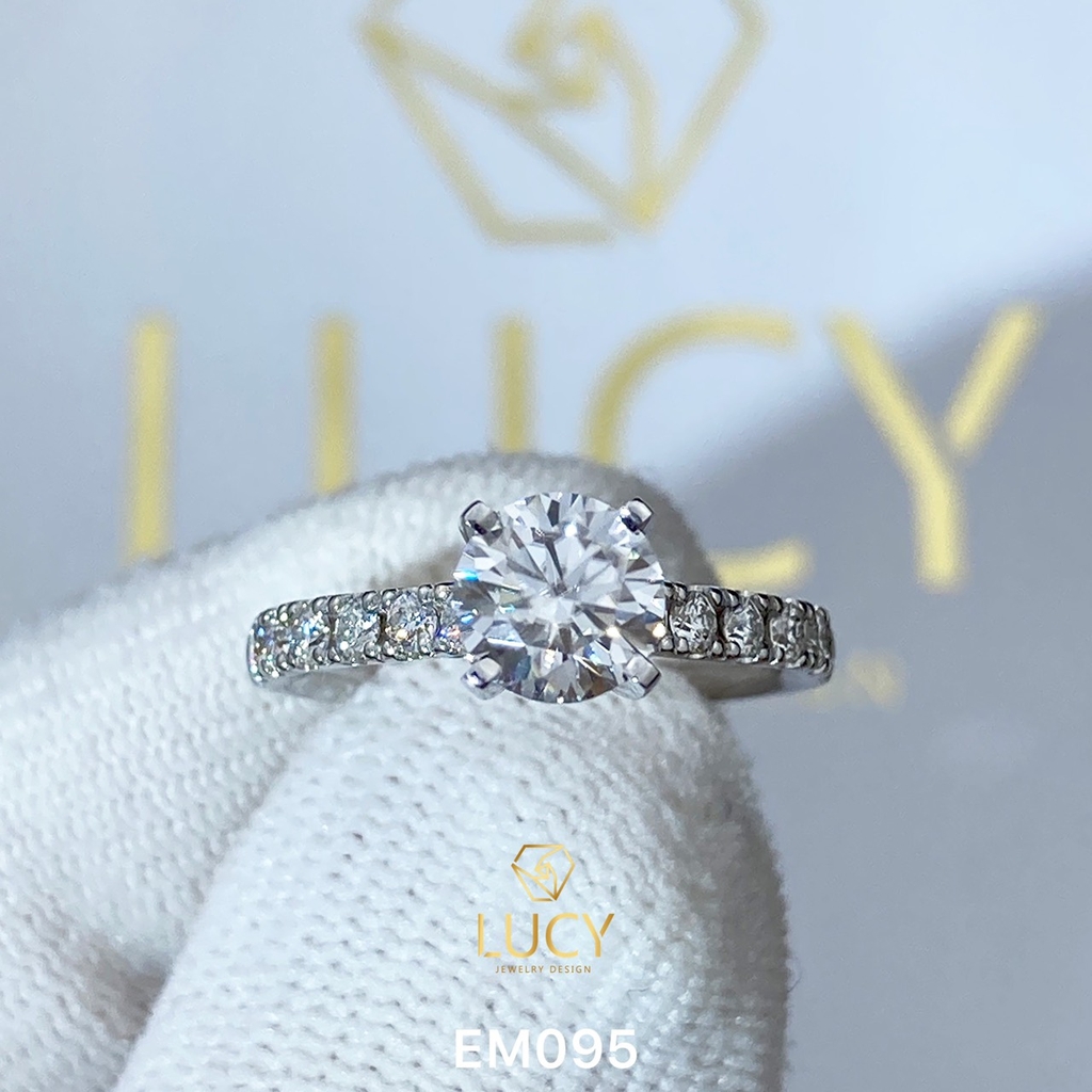 EM095 Nhẫn cầu hôn đính hôn, nhẫn vàng nữ, nhẫn ổ kim cương 6mm - Lucy Jewelry
