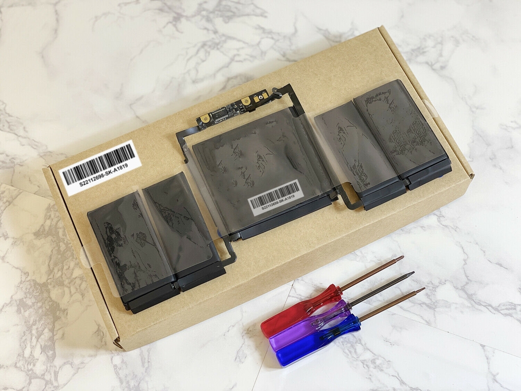 PIN MACBOOK PRO RETINA 13 INCH TOUCHBAR A1706 - A1819