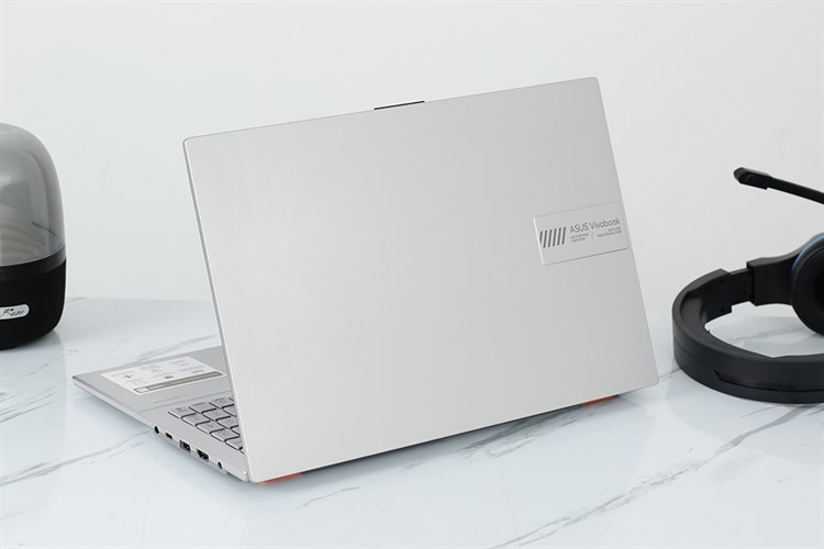 Laptop Asus Vivobook Go 15 E1504FA - NJ776W (R5 7520U, 16GB, 512GB, Full HD, Win11)