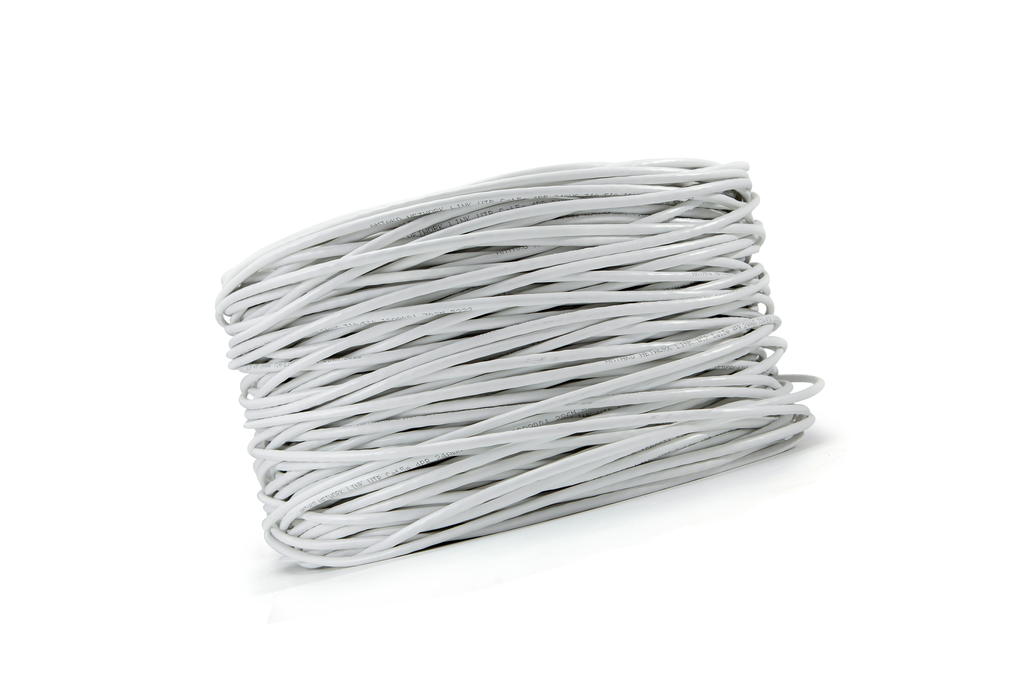 Cáp mạng Cat 5e AMTAKO 5444 dây trắng 305m - 8 sợi hợp kim đồng