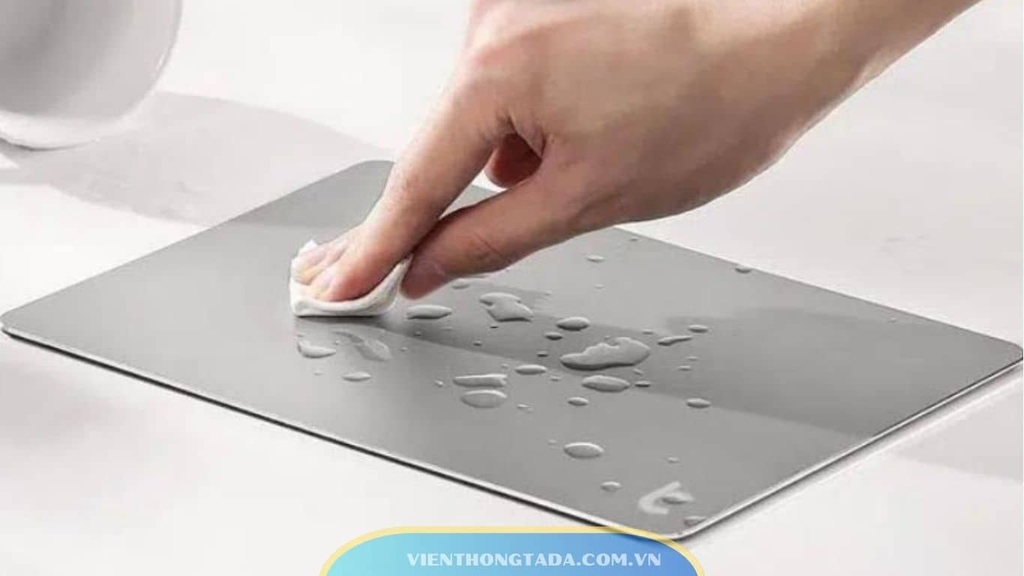 Cách vệ sinh pad chuột đơn giản, hiệu quả
