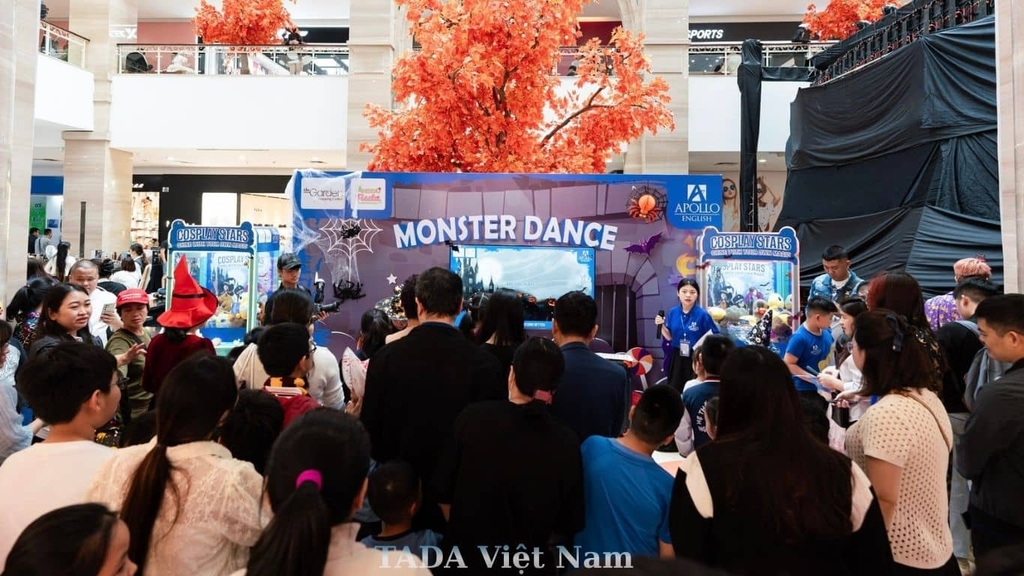 Cho thuê máy gắp thú bông cực HOT: TADA Việt Nam đồng hành cùng COSPLAY STARS 2025