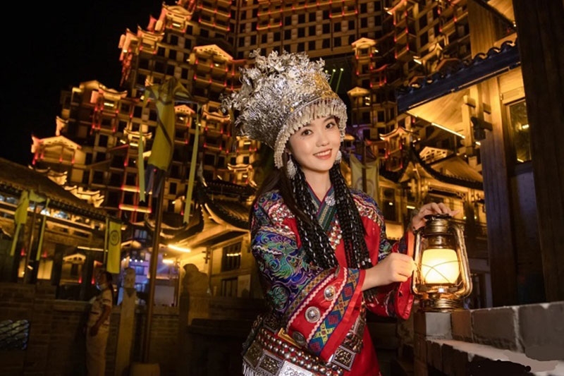 Tour Du Lịch Phượng Hoàng Cổ Trấn - Trương Gia Giới - Nam Ninh | Đại Nam Travel