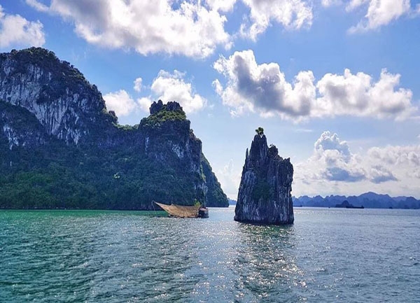 Review Kinh Nghiệm Du Lịch Đảo Đống Chén Quảng Ninh 2025