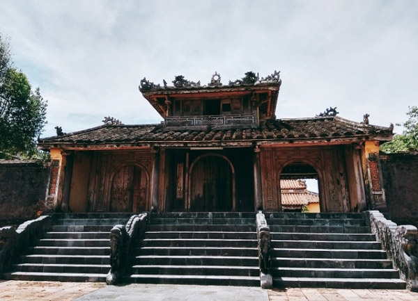 Giá vé tham quan lăng Thiệu Trị