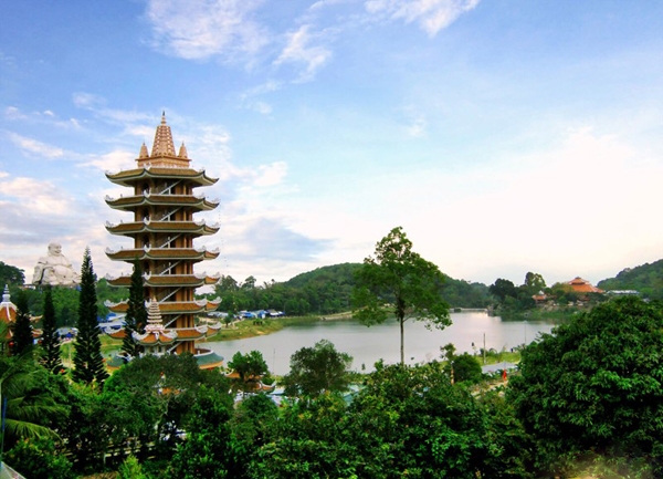 Giá Vé Tham Quan Và Cáp Treo Khu Du Lịch Núi Cấm 2025