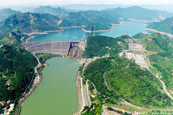 Hướng Dẫn Kinh Nghiệm Du Lịch Hòa Bình Cập Nhật 2025
