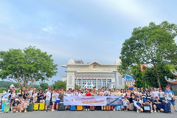 Du-lịch-hà-khẩu
