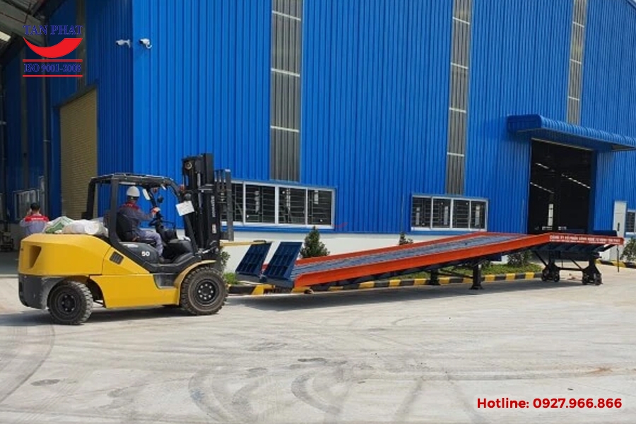 Hướng dẫn di chuyển cầu dẫn xe nâng