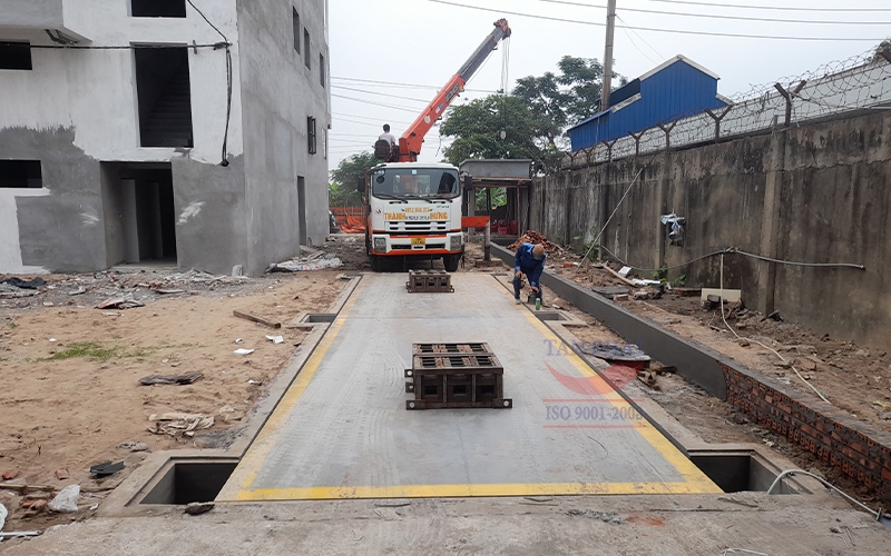 Trạm cân 60 tấn dài 12m lắp đặt tại Thái Bình