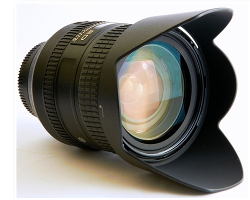 Nikon AF-S 24-85mm f/3.5-4.5G ED VR Thế giới máy ảnh số