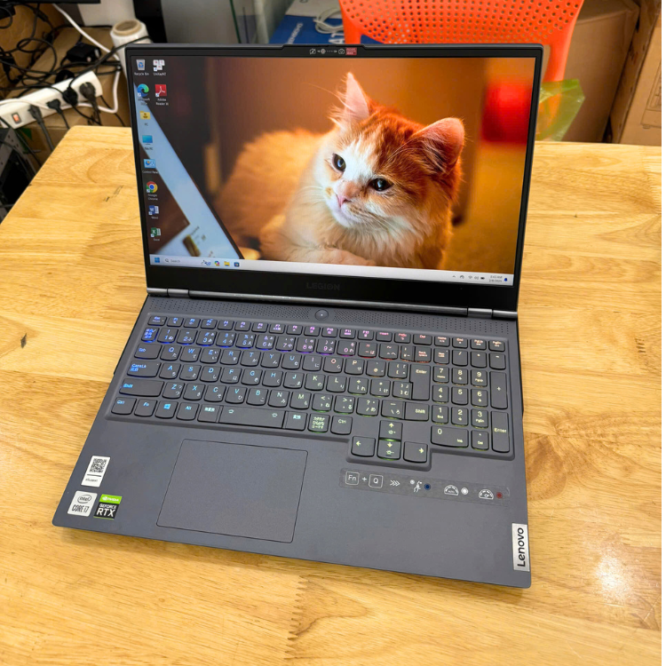 Lenovo Legion 7 15IMH05 (Core i7-10750H/16GB/1TB/15.6/FHD/240Hz