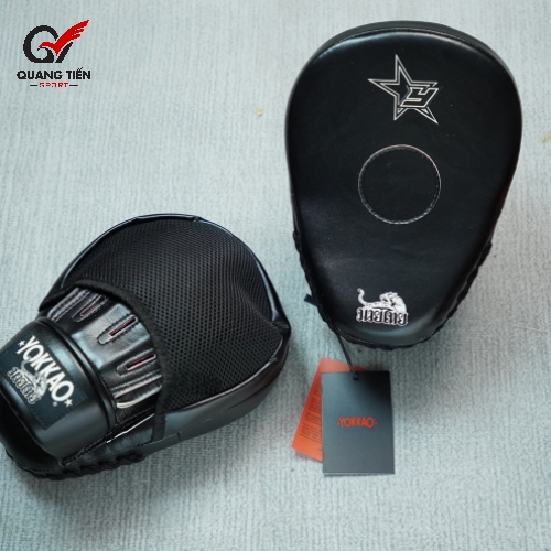 Đích Đấm YOKKAO Màu Đen FYMS-1 Focus Mitts