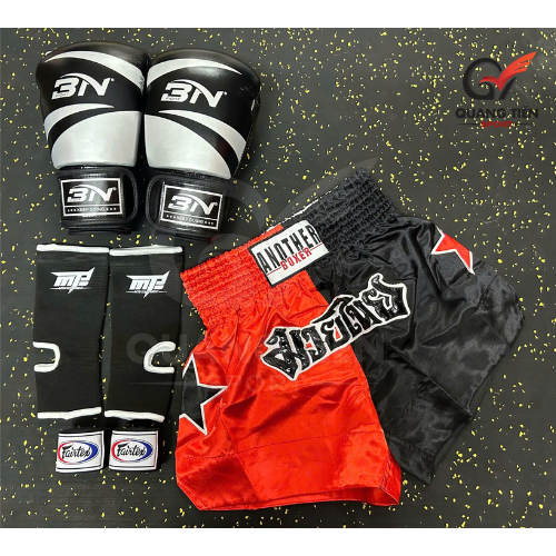 COMBO TẬP BOXING CƠ BẢN GĂNG BOXING + BĂNG ĐA + QUẦN MUAY + TẤT BẢO VỆ - ĐEN