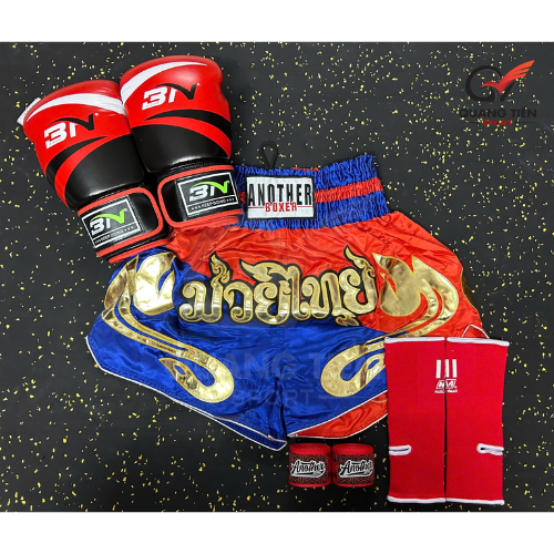 COMBO TẬP BOXING CƠ BẢN GĂNG BOXING + BĂNG ĐA + QUẦN MUAY + TẤT BẢO VỆ - ĐỎ