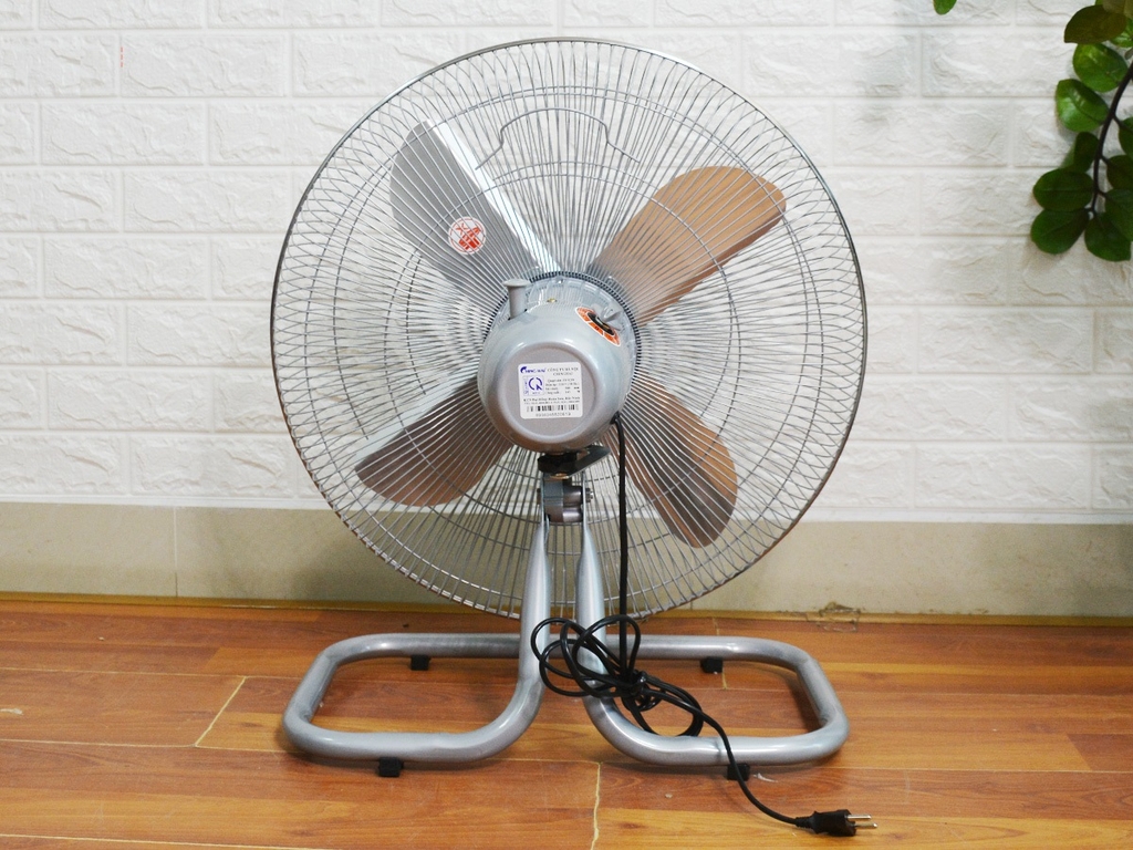 Quạt sàn công nghiệp Ching Hai FF9299
