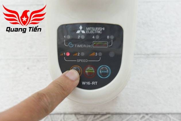 Quạt treo tường Mitsubishi W16-RV (màu trắng) điều khiển từ xa