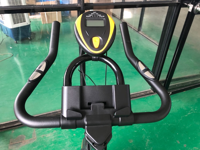 Xe đạp tập thể dục Sovnia L-002