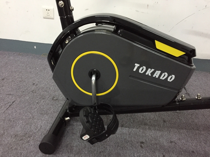 Xe đạp thể dục Tokado TK 360R