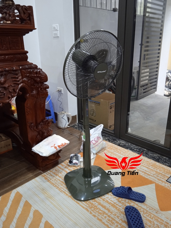 Quạt cây đứng cao cấp vinawind điện cơ thống nhất QĐ400X-PN, có điều khiển xa