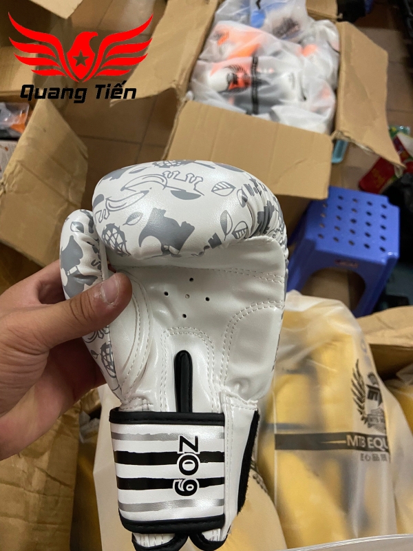 Găng tay boxing mini màu xanh cho trẻ em MTB 6oz 5.0