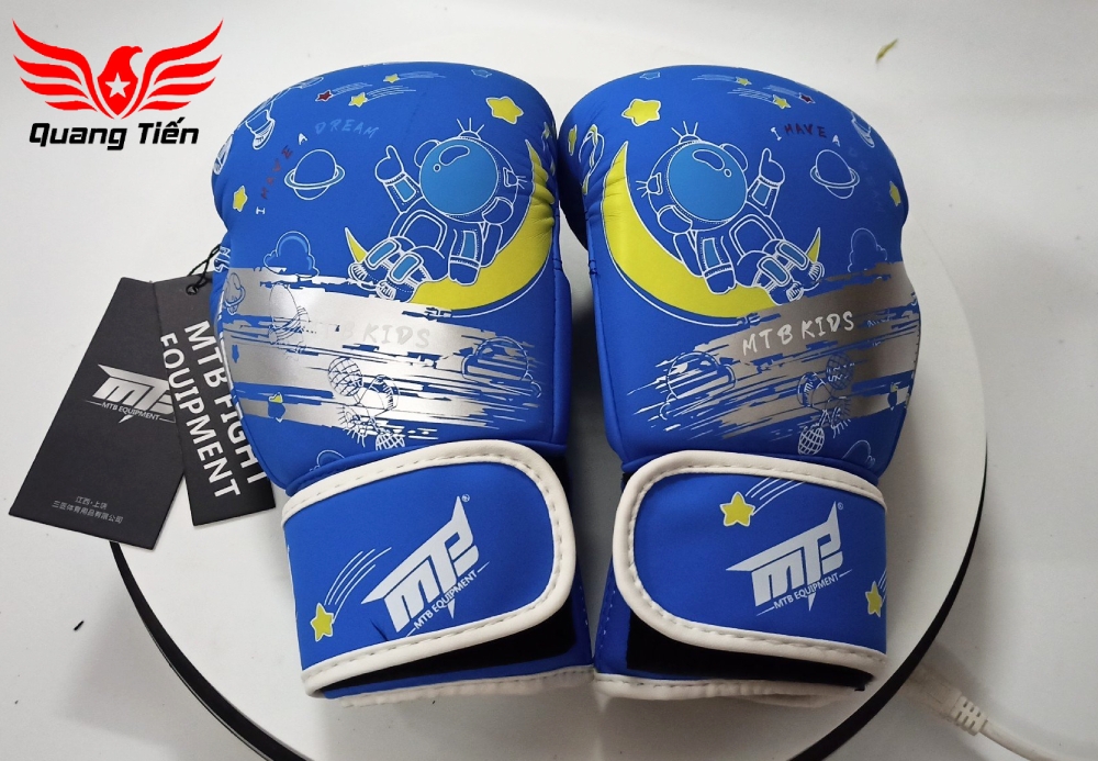 Găng tay boxing mini màu xanh MTB trẻ em 6oz 6.0 new cá tính new 2025