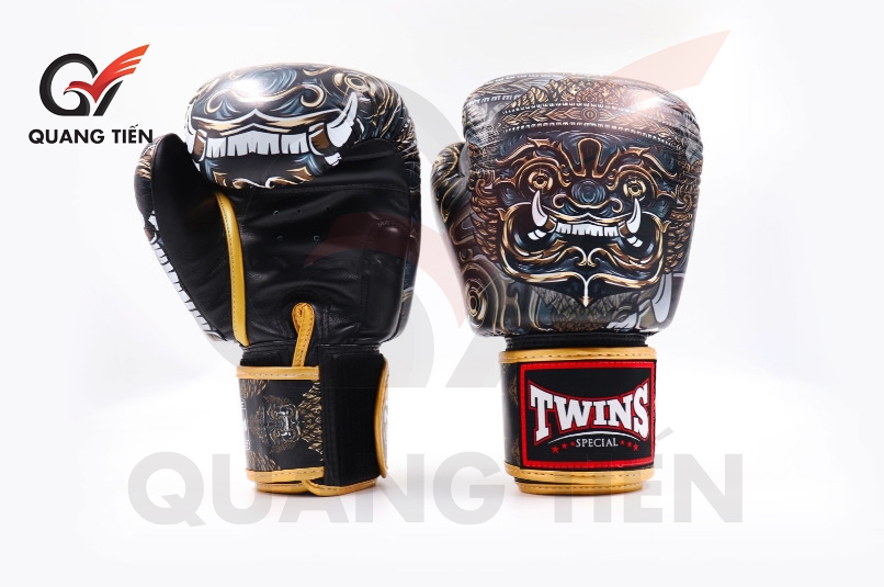 Găng Tay Boxing Twins  FBGVL3-63 YAK THAI