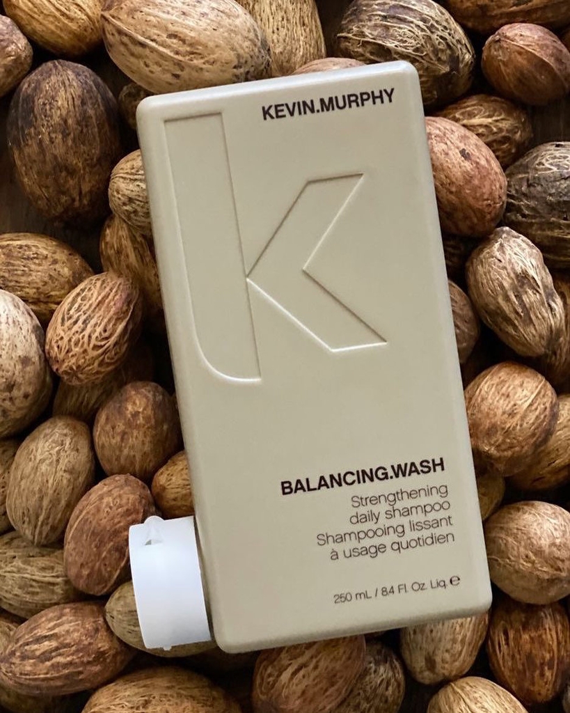 Dầu gội cân bằng dầu Kevin Murphy Balancing.Wash