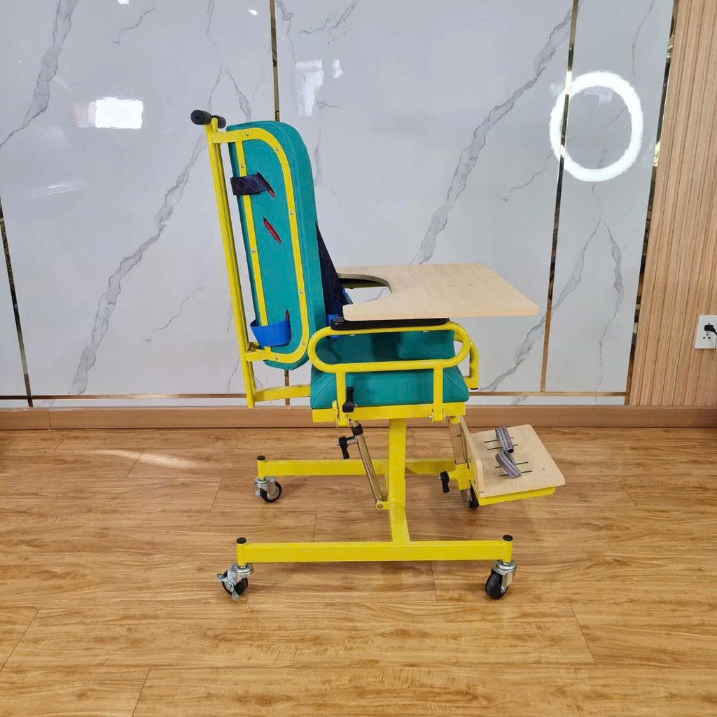 PN49M1 - Ghế ngồi trẻ khuyết tật tam giác ngã nằm
