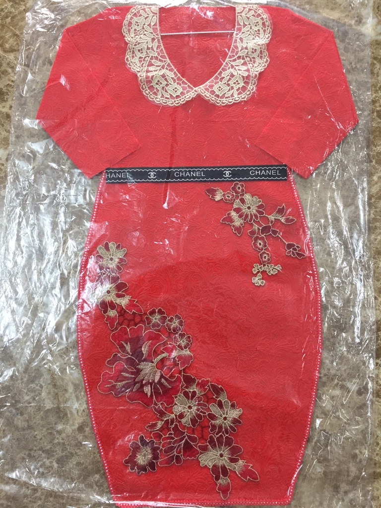 Váy nhung thêu hoa sen – LINCI COUTURE