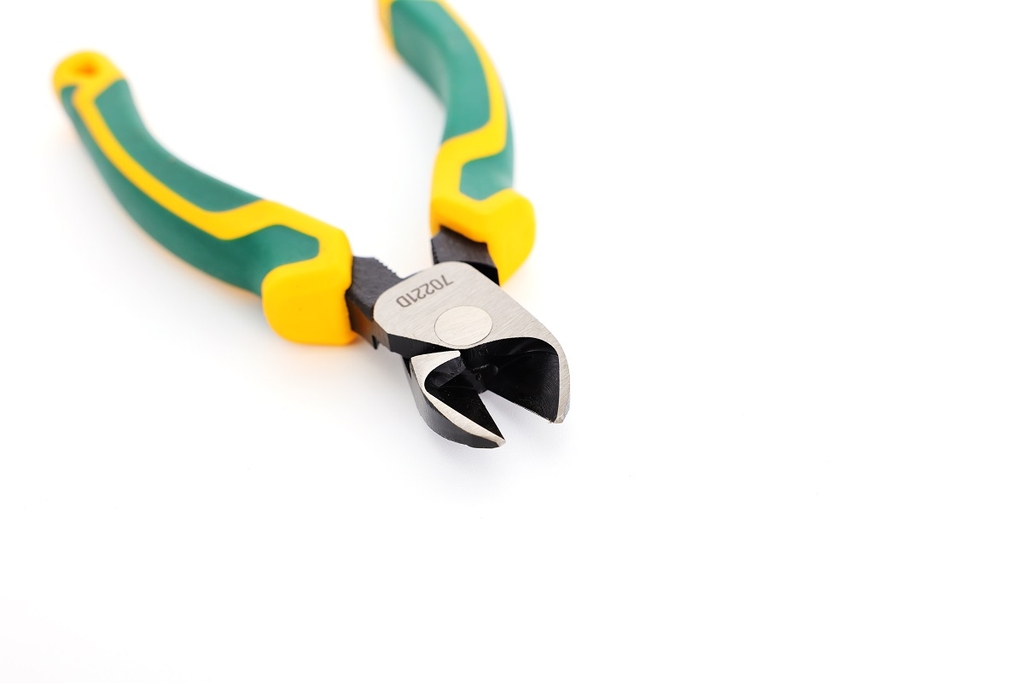 Kìm cắt dây kim loại mũi cong SATA 5 inch 70221D - HIGH LEVERAGE DIAGONAL PLIERS 5