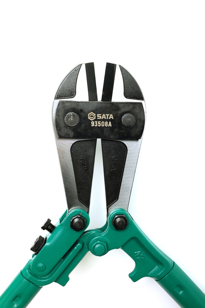 Kìm cắt bulong SATA 48 inch 93509A - HEAVY DUTY BOLT CUTTER 48