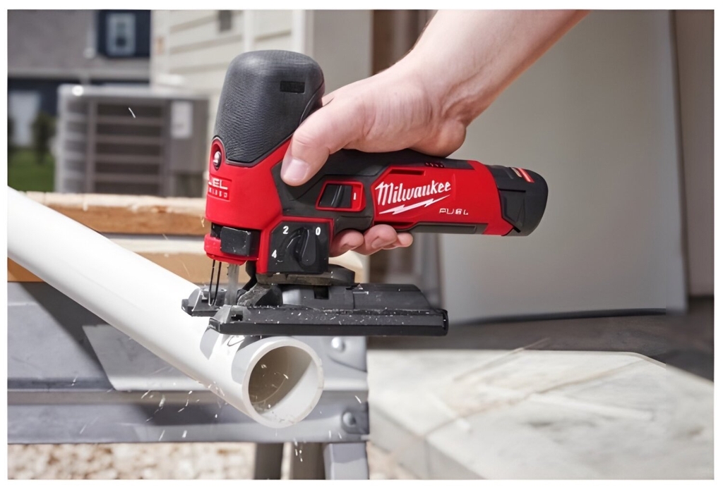 Máy cưa sọc Milwaukee M12 FJS-0
