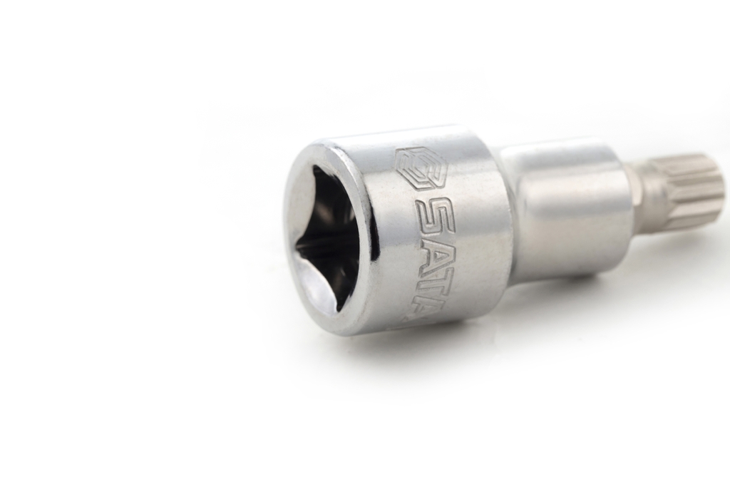 Đầu cờ lê 12 cạnh M12 1/2inch SATA 24805 - 1/2