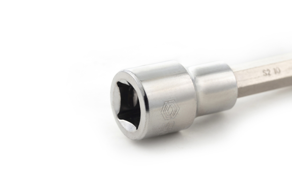 Đầu cờ lê 12 cạnh 1/2 inch M6 SATA 25802 - 1/2