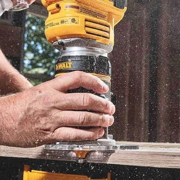 Máy phay dùng pin Dewalt DCW600N-XJ