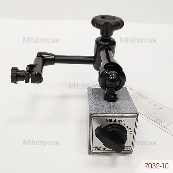 Đế từ gá đồng hồ so với hệ thống khóa Mitutoyo 7032-10