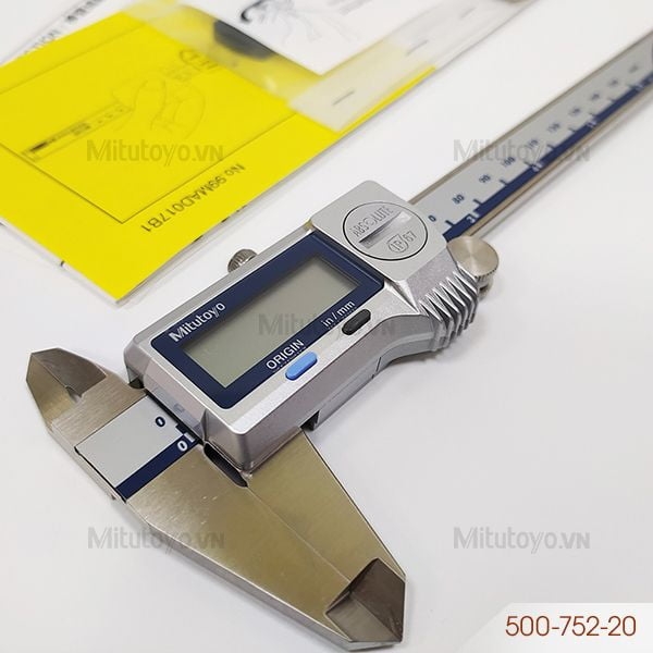 Thước cặp điện tử 0-6''/0-150mm/0.01mm (IP67) Mitutoyo 500-752-20