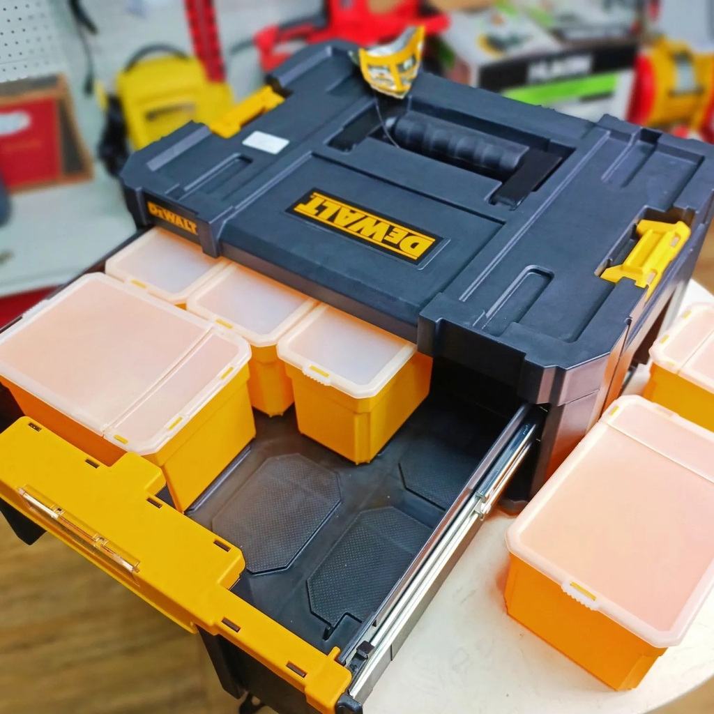 Hộp dụng cụ TSTAK Dewalt DWST1-70705