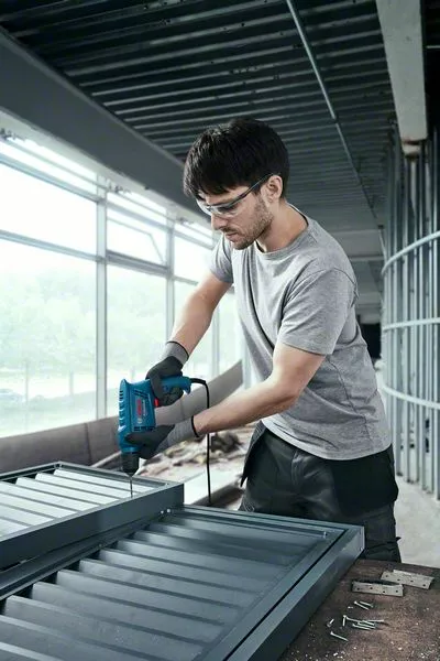 Máy khoan GBM 400 Bosch 06011C10K0