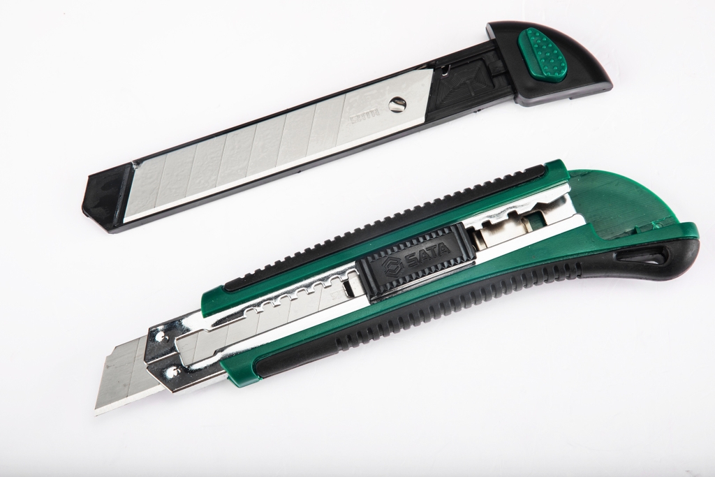 Dao tiện ích bằng cao su SATA 93428