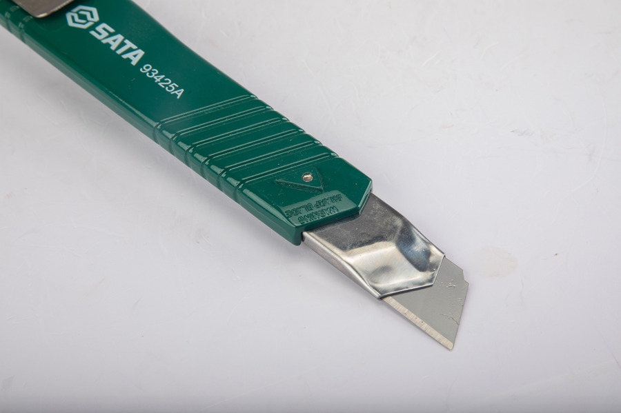 Dao tiện ích bằng kẽm SATA 93425A