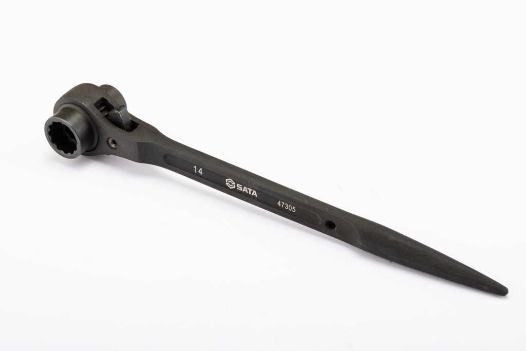 Cờ lê đuôi chuột SATA 17*19mm 47309